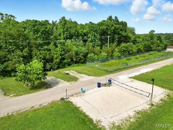 5 Sherman Ct, Hillsboro, MO 63050 - view of property's community featuring a lawn and a view of trees