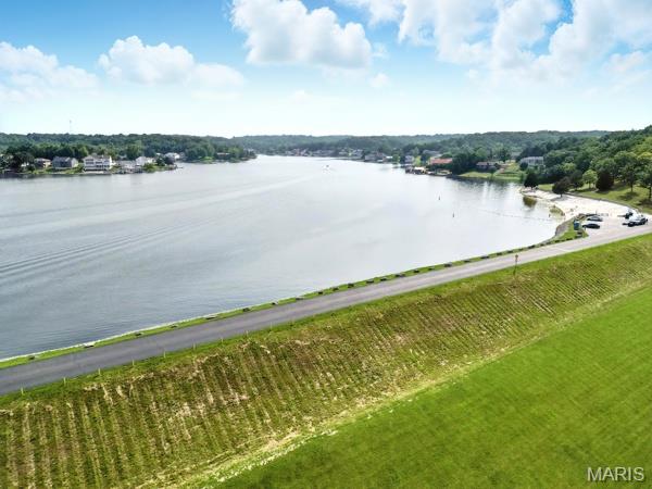 5 Sherman Ct, Hillsboro, MO 63050 - water view