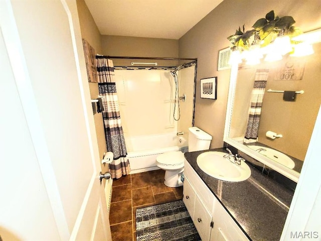 7540 Hazelcrest Dr, Hazelwood, MO 63042 - full bath with shower / tub combo with curtain, vanity, and tile patterned flooring