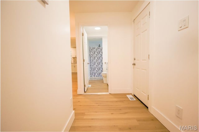 5444 Janet Ave, Jennings, MO 63136 - hall featuring light wood-style flooring and recessed lighting