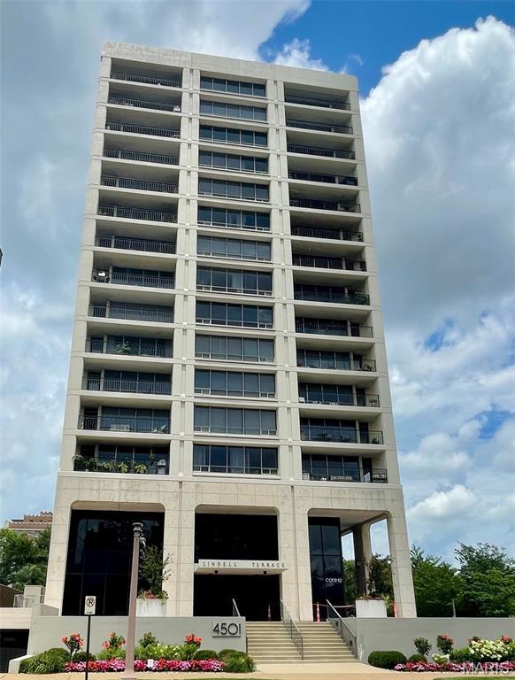 4501 Lindell Blvd Unit 9A, Saint Louis, MO 63108 - view of building exterior