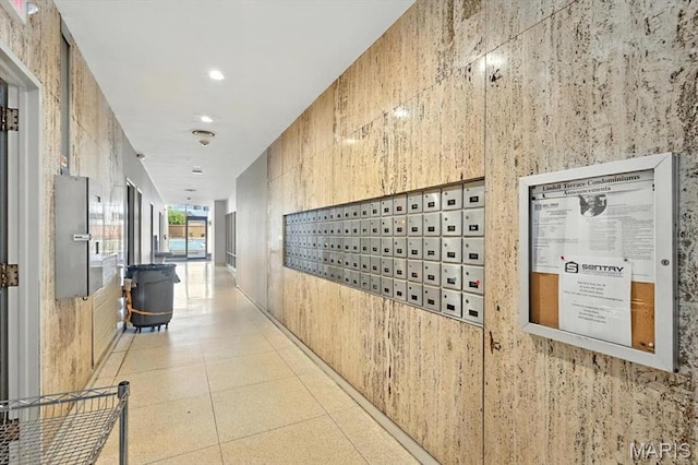 4501 Lindell Blvd Unit 9A, Saint Louis, MO 63108 - hallway with mail area and recessed lighting