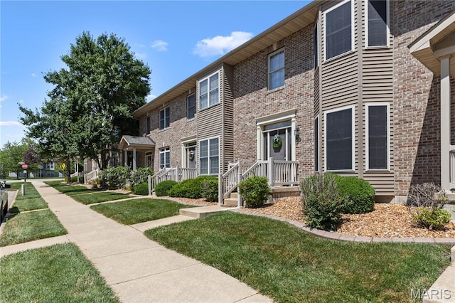 521 Queens Court Pl, Saint Peters, MO 63376 - photo 2