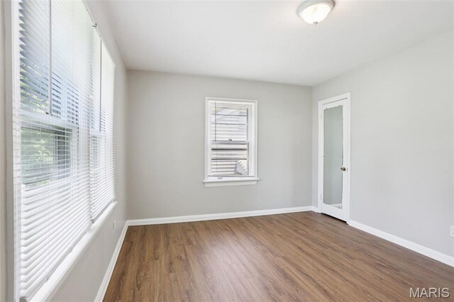 2756 Hawson Dr, Saint Louis, MO 63125 - photo 14