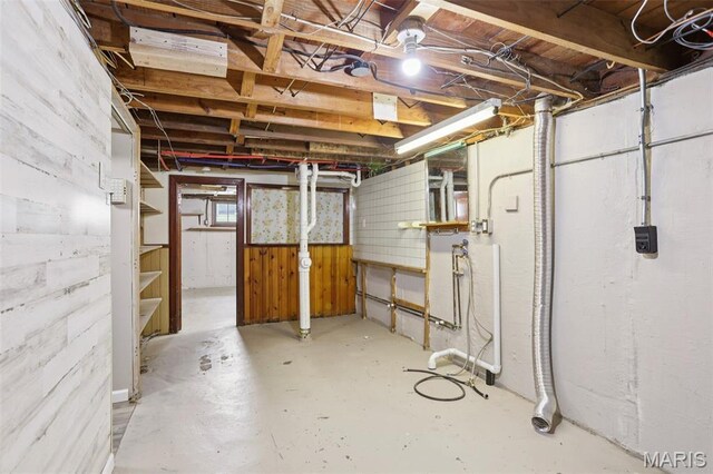 2756 Hawson Dr, Saint Louis, MO 63125 - photo 21