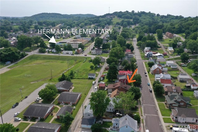 218 W 6th St, Hermann, MO 65041 - aerial view of property and surrounding area featuring nearby suburban area