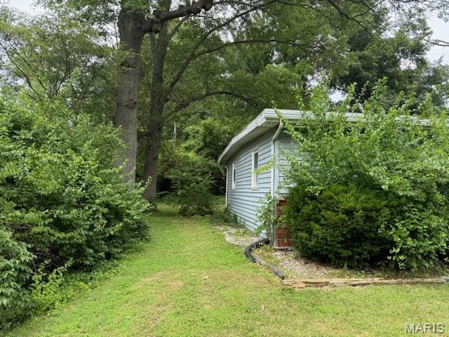 207 Hunter St, Lebanon, IL 62254 - view of grassy yard