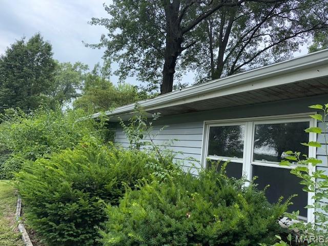207 Hunter St, Lebanon, IL 62254 - exterior view