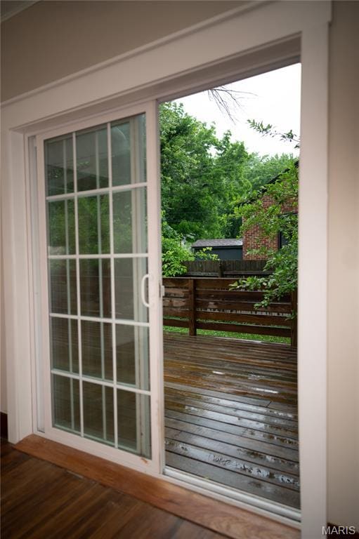 503 N Meramec St, St James, MO 65559 - entryway with wood finished floors