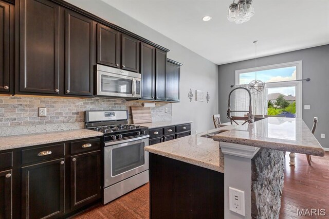 1118 Cherry Creek Ct, Saint Peters, MO 63376