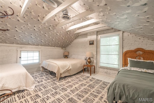 725 W Springfield St, St James, MO 65559 - bedroom featuring lofted ceiling