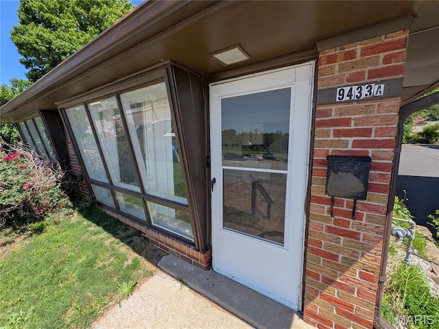 9433 Page Ave, Saint Louis, MO 63132 - view of exterior entry with brick siding
