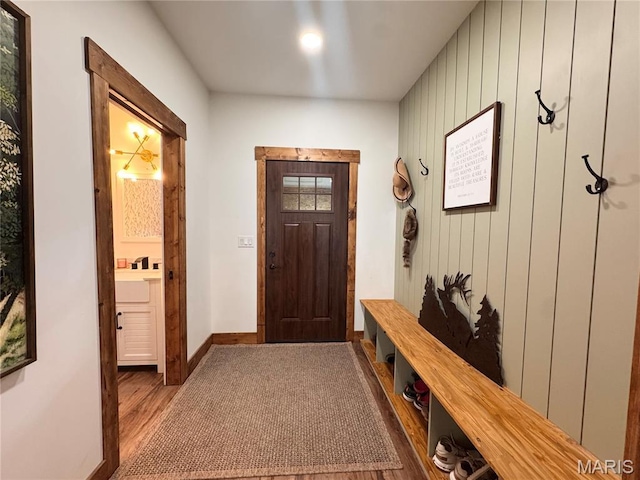 14005 Osage Dr, New London, MO 63459 - entryway with wood finished floors and baseboards