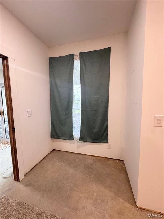 14005 Osage Dr, New London, MO 63459 - empty room featuring carpet floors