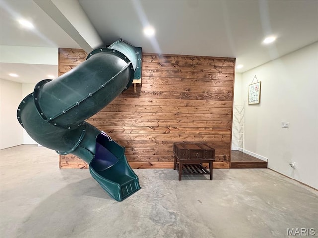 14005 Osage Dr, New London, MO 63459 - sitting room with concrete floors and recessed lighting