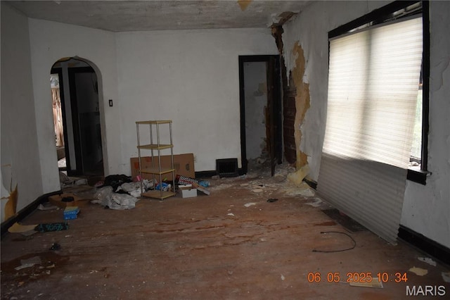 3835 Oakridge Blvd, Northwoods, MO 63121 - unfurnished room with arched walkways