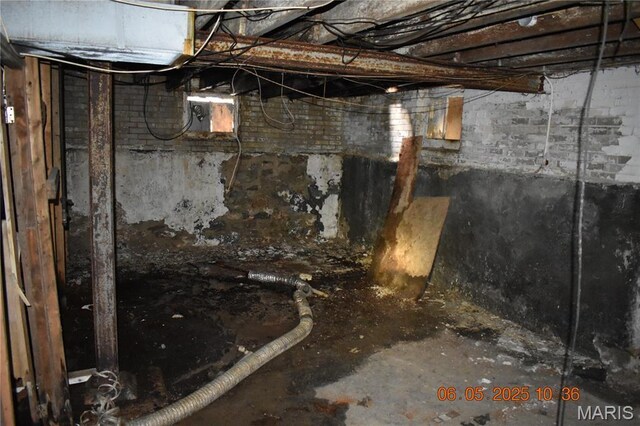 3835 Oakridge Blvd, Northwoods, MO 63121 - view of unfinished below grade area