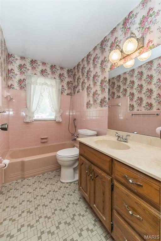 737 Smith Dr, Ballwin, MO 63011 - photo 12
