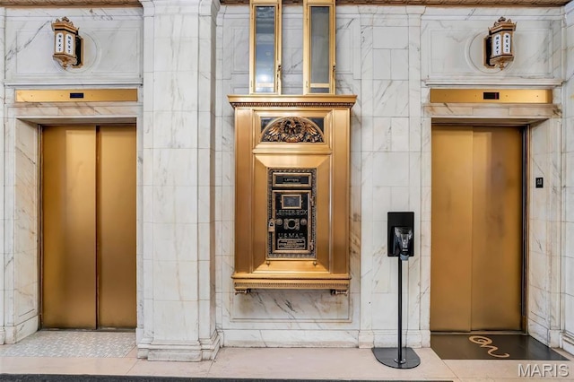 314 N Broadway Unit 1107, Saint Louis, MO 63102 - detailed view of elevator