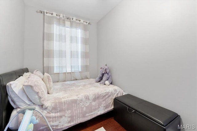 5140 Christy Ave, Saint Louis, MO 63116 - bedroom with wood finished floors and lofted ceiling