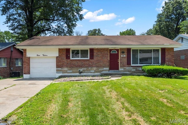 912 Lebon Dr, Saint Louis, MO 63137 - photo 1