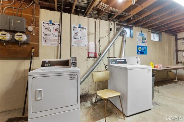 10401 Briarbend Dr Unit 2, Saint Louis, MO 63146 - washroom featuring separate washer and dryer and electric panel