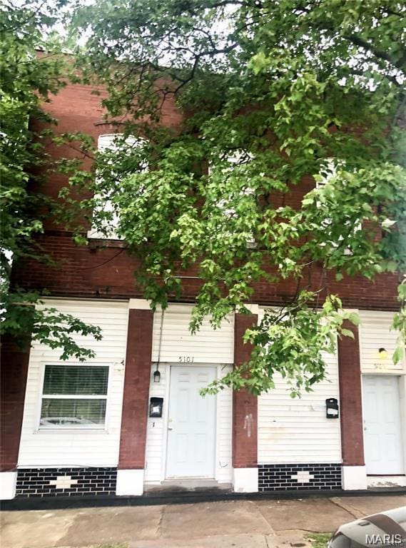 5101 Vermont Ave, Saint Louis, MO 63111 - photo 1