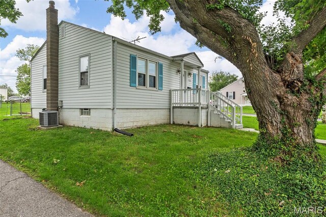 9501 Miriam Ave, Overland, MO 63114 - photo 3