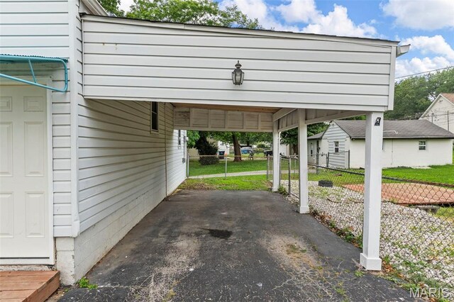 9501 Miriam Ave, Overland, MO 63114 - photo 5
