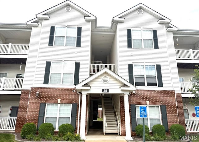 25 Kassebaum Ln Unit 203, Mehlville, MO 63129 - photo 1