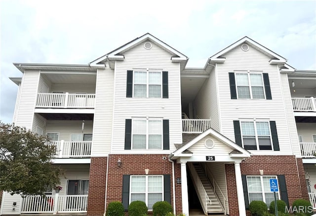 25 Kassebaum Ln Unit 203, Mehlville, MO 63129 - photo 2
