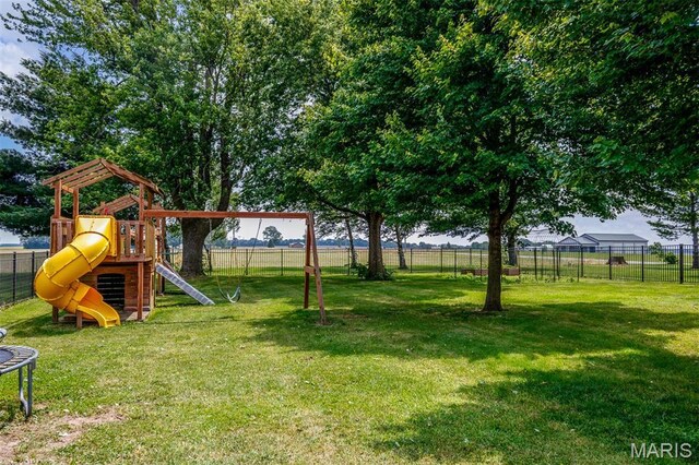 13649 Pocahontas Rd, Highland, IL 62249