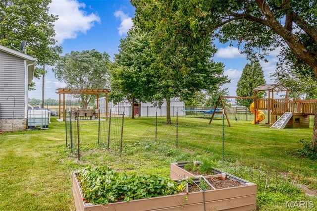 13649 Pocahontas Rd, Highland, IL 62249