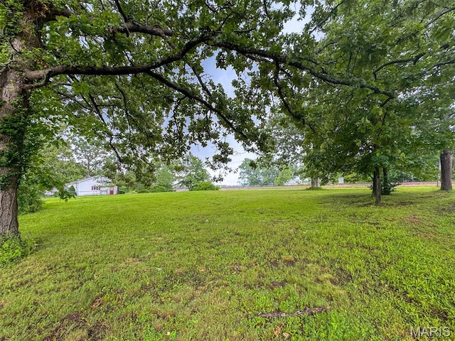 651 E Springfield St, St James, MO 65559
