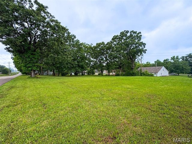 701 E Springfield St, St James, MO 65559