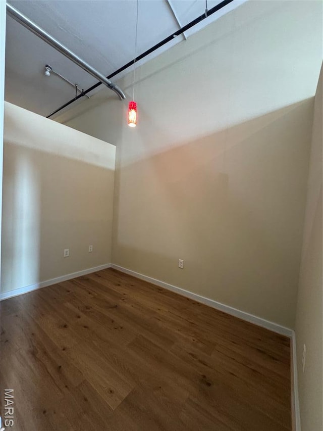 1520 Washington Ave Unit 617, Saint Louis, MO 63103 - empty room featuring wood finished floors and baseboards