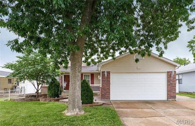 7928 Campion Ln, Hazelwood, MO 63042