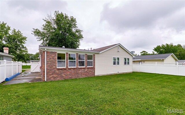7928 Campion Ln, Hazelwood, MO 63042