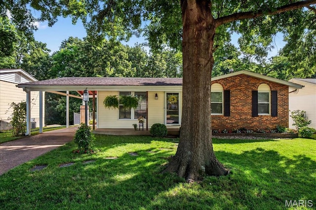 1821 San Luis Rey Pkwy, Fenton, MO 63026 - photo 1