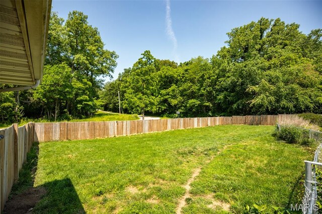 879 Old Quarry Trl, Litchfield, IL 62056