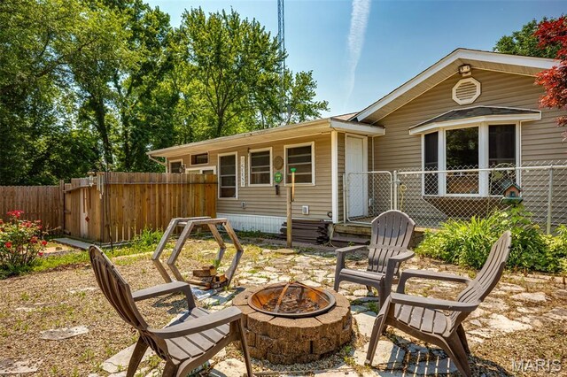 879 Old Quarry Trl, Litchfield, IL 62056