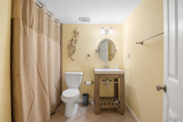 2235 Arnold Palmer Dr, Belleville, IL 62220 - bathroom featuring toilet and curtained shower
