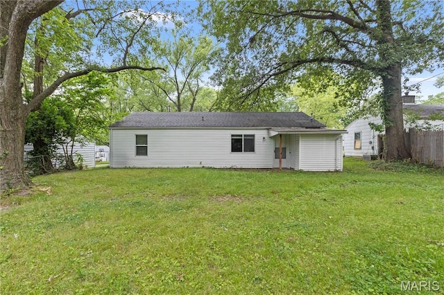 9750 Lorna Ln, Riverview, MO 63136 - photo 18
