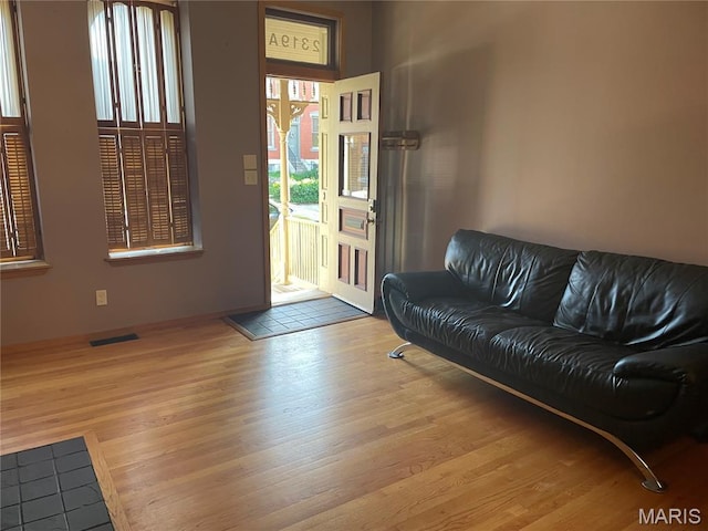 2319 Hickory St Unit A, Saint Louis, MO 63104 - living area featuring wood finished floors