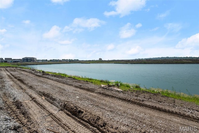3059 Pirogue St, Saint Charles, MO 63301 - water view