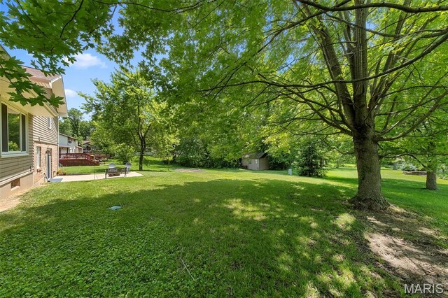 1426 Mccoy Dr, Edwardsville, IL 62025