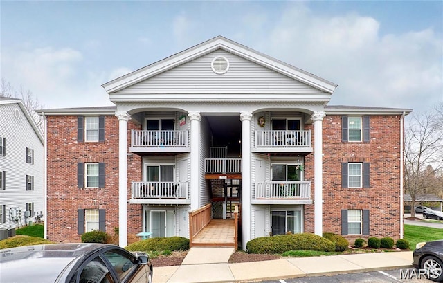 7515 Triwoods Dr Unit B, Saint Louis, MO 63119 - photo 1