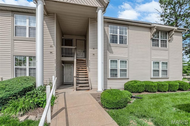 800 Sugar Valley Ct Unit A, Saint Peters, MO 63376 - view of property with stairs