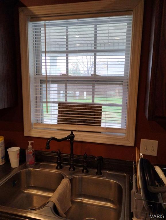 1107 Daffodil St, Sikeston, MO 63801 - kitchen view of a sink