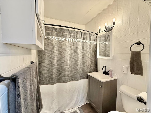 3212 Rodger Ave, Granite City, IL 62040 - full bath with tile walls, vanity, and a shower with curtain